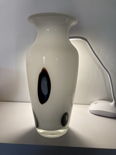 Vaso bianco policromo autore