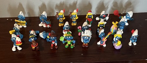 Lotto figurine puffi - 22,