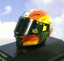CASCO MINICHAMPS 1/8 AGV