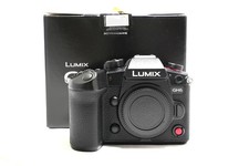 FOTOCAMERA PANASONIC LUMIX GH6 BELLISSIMA COMPLETA