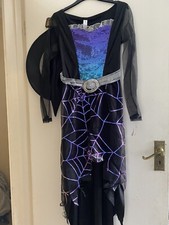 Costume da strega di Halloween