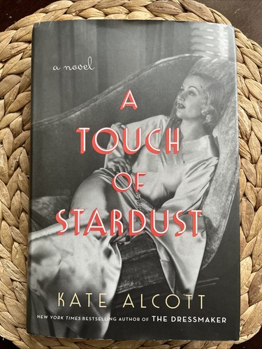 Touch stardust kate - by,