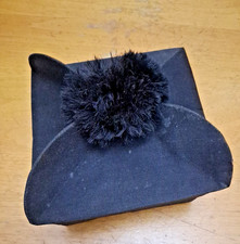 Berretta tricorno nero con pon - berretta,
