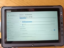 Tablet Getac F110 per uso professionale con doppia batteria.
