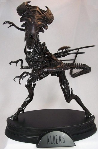 Ultra rare alien queen - queen, statue