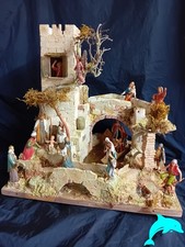 PRESEPE IN MARMI E PIETRE CON