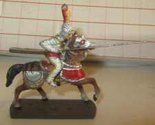 SOLDATINO CAVALIERE IN PASTA