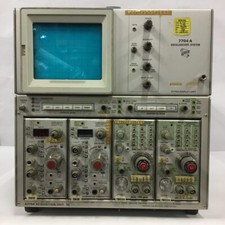 Tektronix 7704A Oscilloscopio