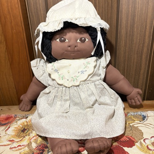 Bambola scultura morbida