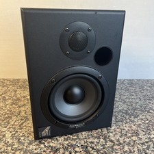 Altoparlante monitor studio campo diretto biamplificato riferimento tuned event TR5