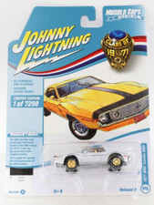 Johnny Lightning Chase 1:64