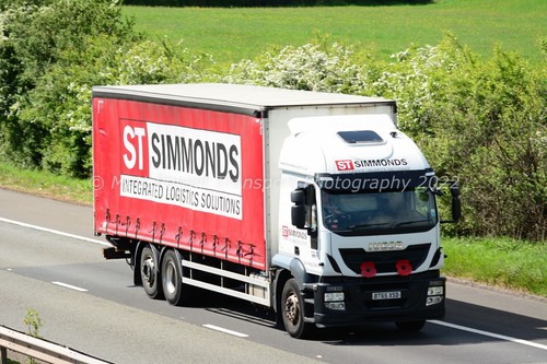 Truck photo 12x8 iveco - -,