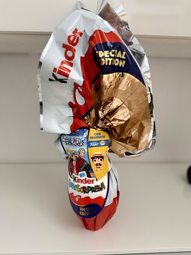 Uovo pasqua kinder one - uovo, di