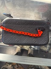 Louis Vuitton LV Taurillon