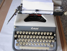 Macchina da scrivere EVEREST DE LUXE 1953 VINTAGE TYPEWRITER  ITALY 55.CAST.A