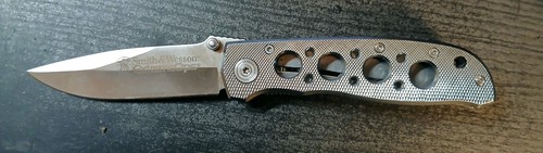 Smith wesson extreme ops - &,