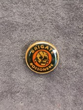 Old Pins Pin Badge Spilla