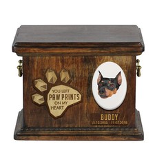 Pinscher tedesco urna di legno