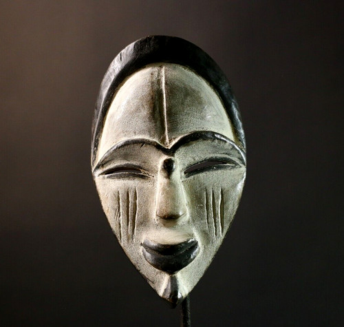 Maschera tribale africana