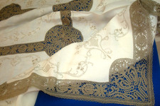 Tovaglia ricamata mai usata