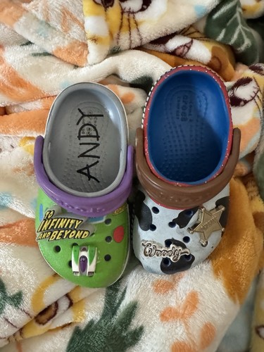 Toy story toddler crocs buzz - toy,