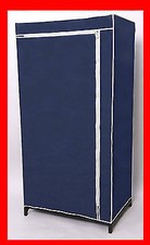 Armadio in TNT con tasche