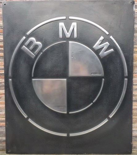 Insegna metallo fatta a - in,