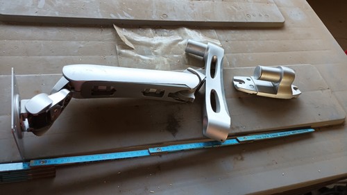 Braccio snodato monitor