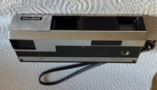 FUJICA POCKET 110 Modello 200  Nera con busta e flash originale. Funzionante.