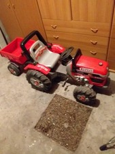 Trattore a pedali carraro con traino carretto usato ma tenuto molto bene