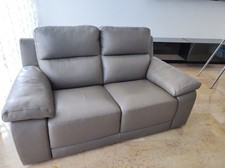 Divani pelle tortora DIM 172x98 h 100 Ottimo stato. Uno con relax elettrico 