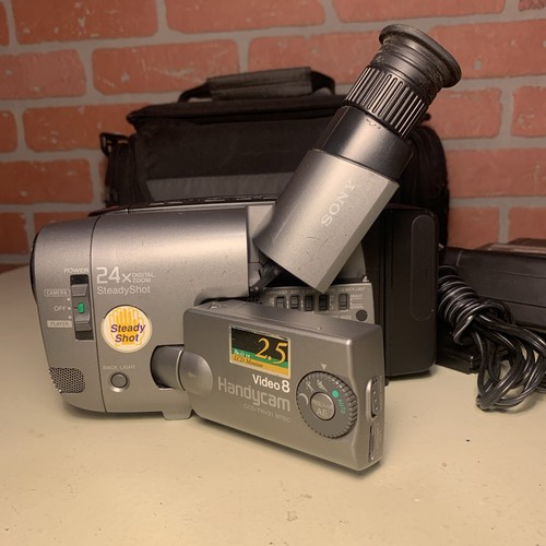 Sony handycam kit ccd - sony, ccd-trv21