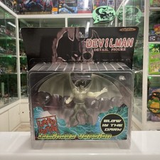 Unifive  Figure Statua