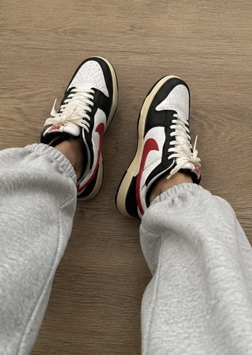 Nike dunk low - red, swoosh