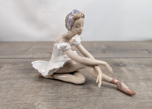 Lladro porcelain figurine - porcelain, rose
