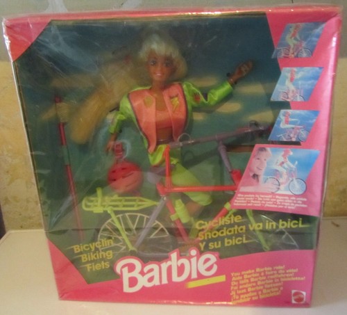 Barbie bicycling snodata - barbie, in