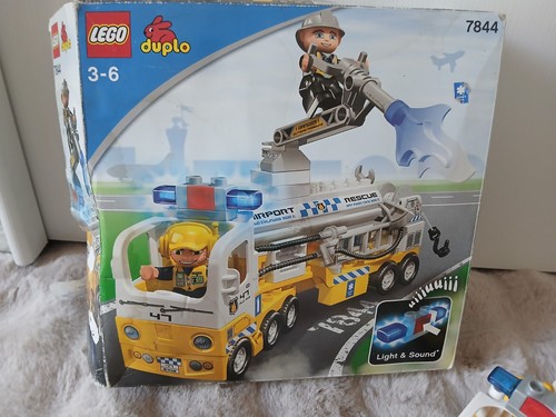 Lego duplo 7844 airport - lego,