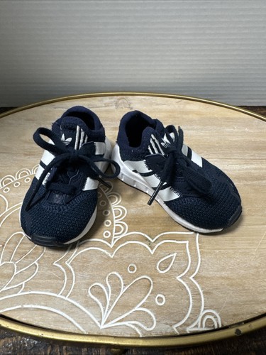 Scarpe adidas blu con righe - scarpe,