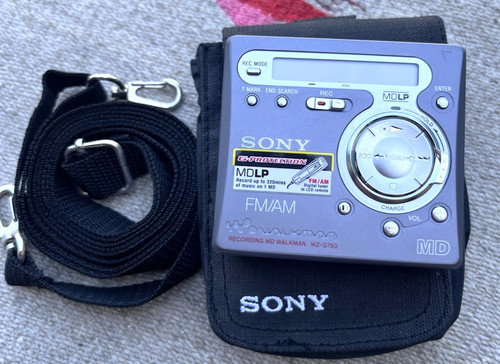 Vintage sony walkman - sony, md