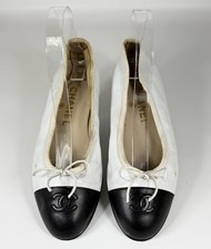 Ballerina Chanel CC donna in
