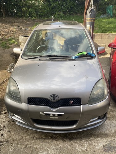 Toyota yaris t sport - toyota, 1.5