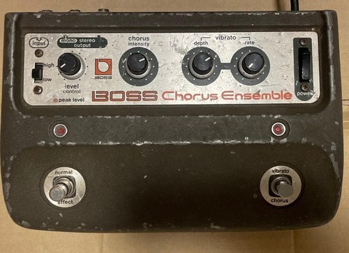 Boss chorus ensemble - ce-1,