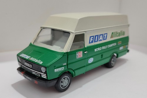 Old cars iveco daily van - old,