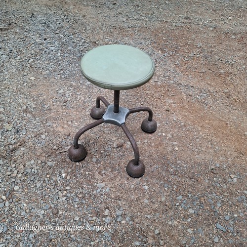 Rarissimo sgabello sedia