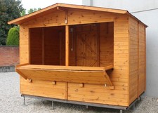 Chiosco espositivo in legno