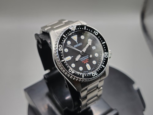 Seiko 8f35 00a0 - seiko, perpetual