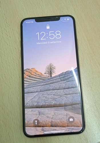 Iphone pro max - 11,