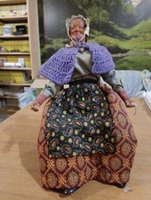Statua presepe Anziana Seduta