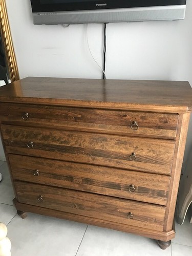 Arredo camera arte povera - in,
