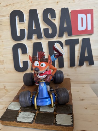 Crash bandicoot - crash,